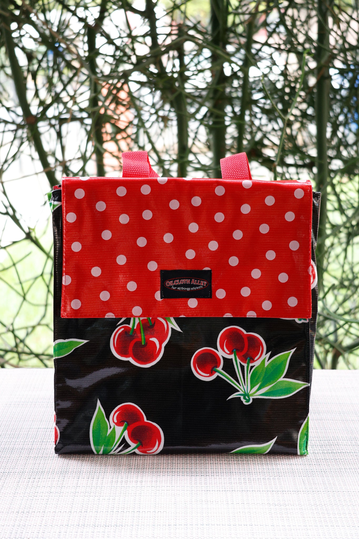 Oilcloth Insulated Lunch Bag - Black Cherry