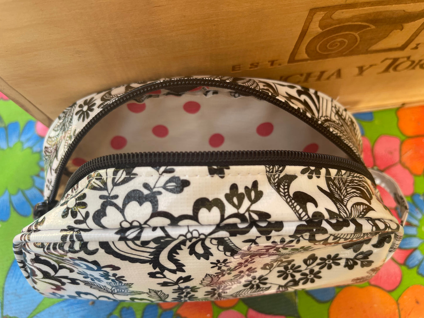 Oil cloth makeup bag sale